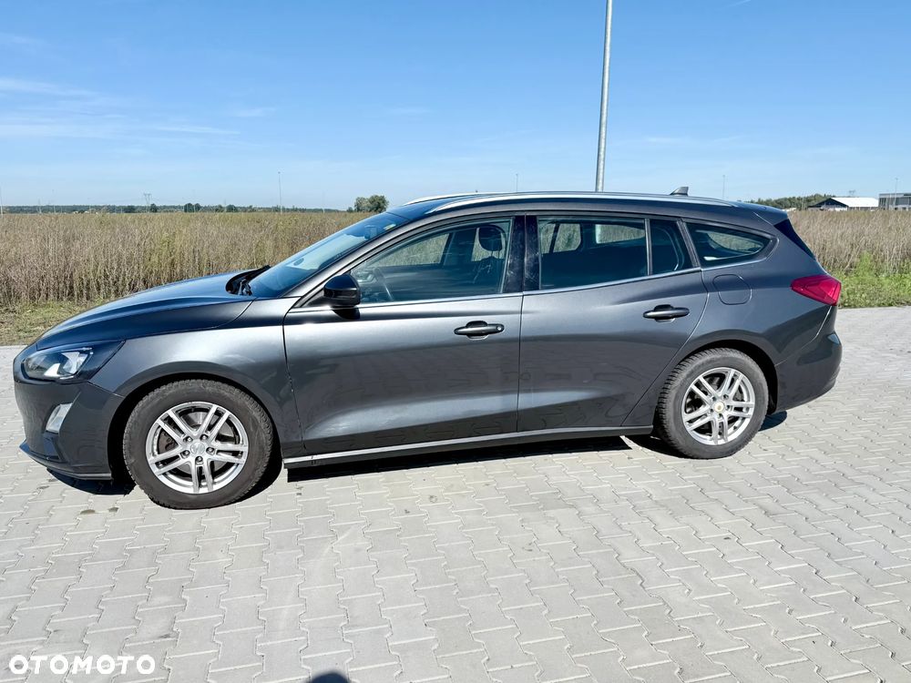 Ford Focus 1.5 EcoBlue STart-Stopp-System TITANIUM - 4