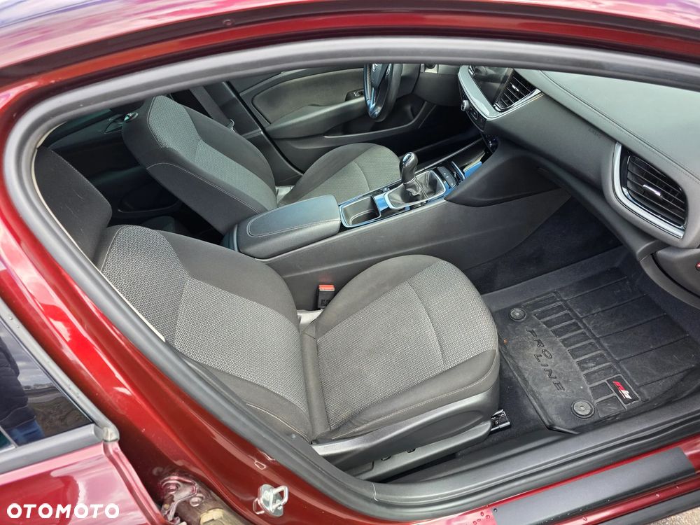 Opel Insignia 1.5 T Enjoy S&S - 23