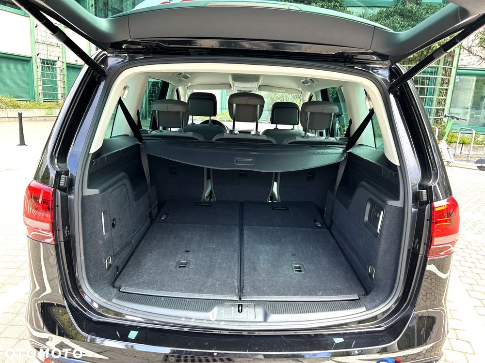 Volkswagen Sharan 1.4 TSI BMT Highline DSG - 13