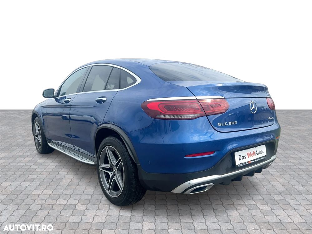 Mercedes-Benz GLC Coupe 300 4MATIC MHEV - 3