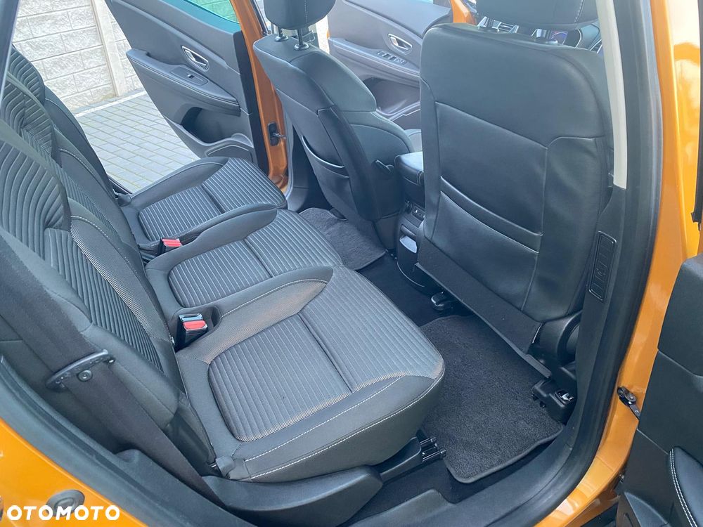 Renault Scenic - 8