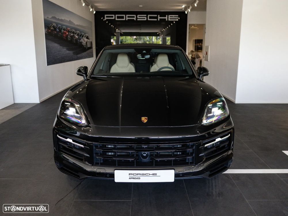 Porsche Cayenne Coupé E-Hybrid - 4