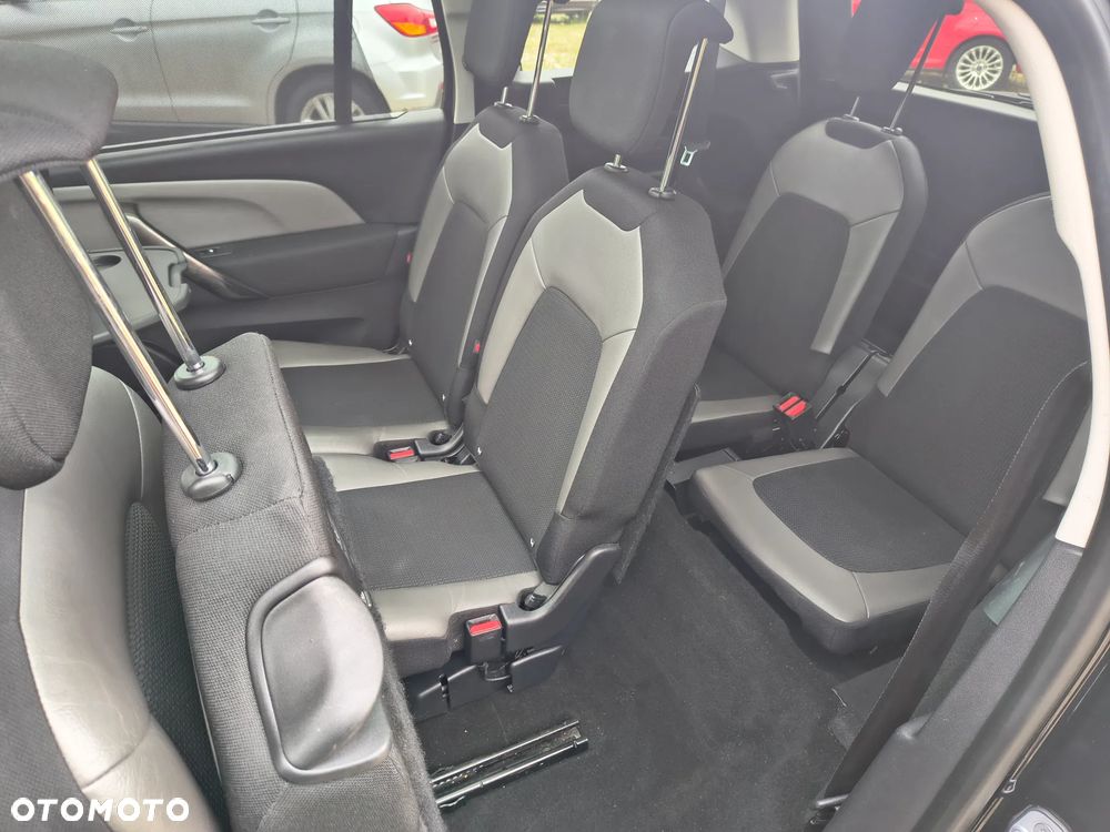 Citroën C4 Grand Picasso - 11