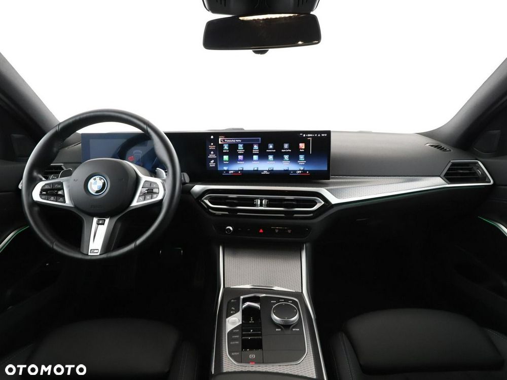 BMW Seria 3 2023