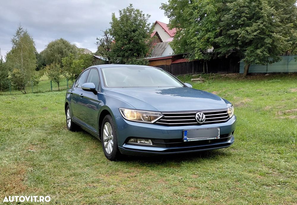 Volkswagen Passat - 2