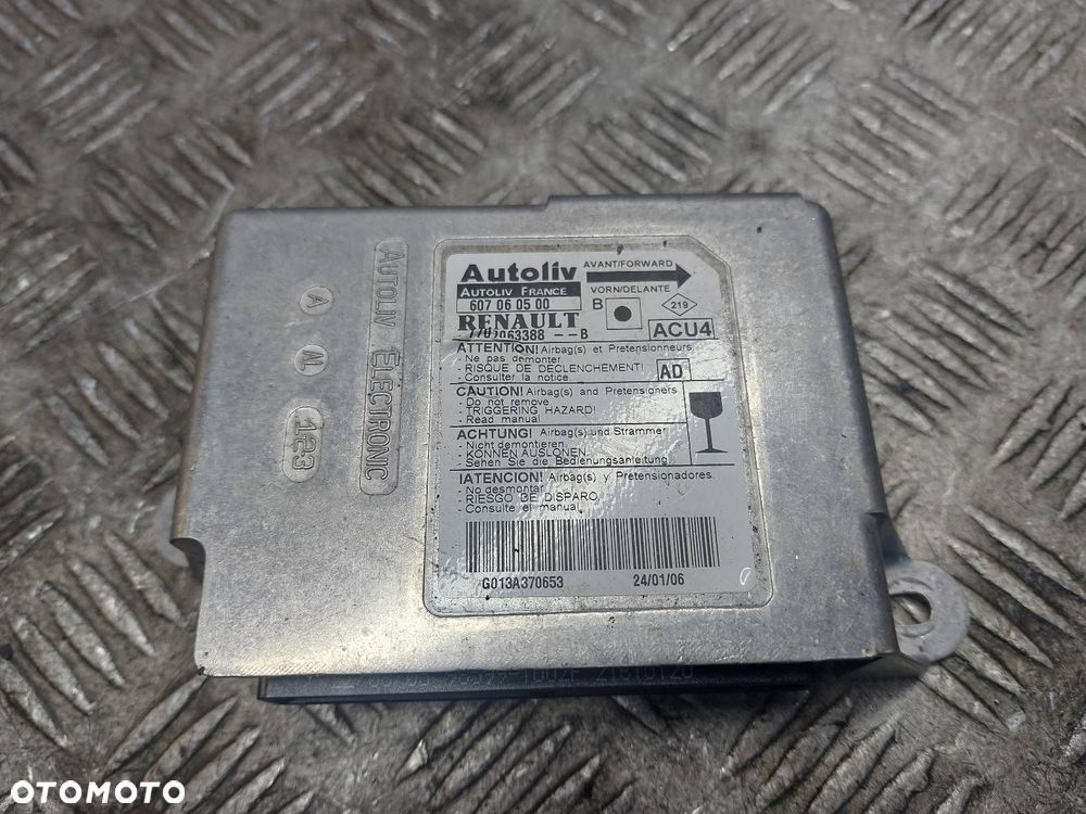 MODUŁ SENSOR STEROWNIK PODUSZEK RENAULT MEGANE II 7701063388 - 1