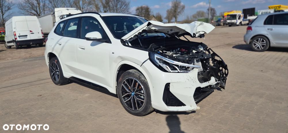 BMW iX1 eDrive20 66.5kWh M Sport Edition - 1