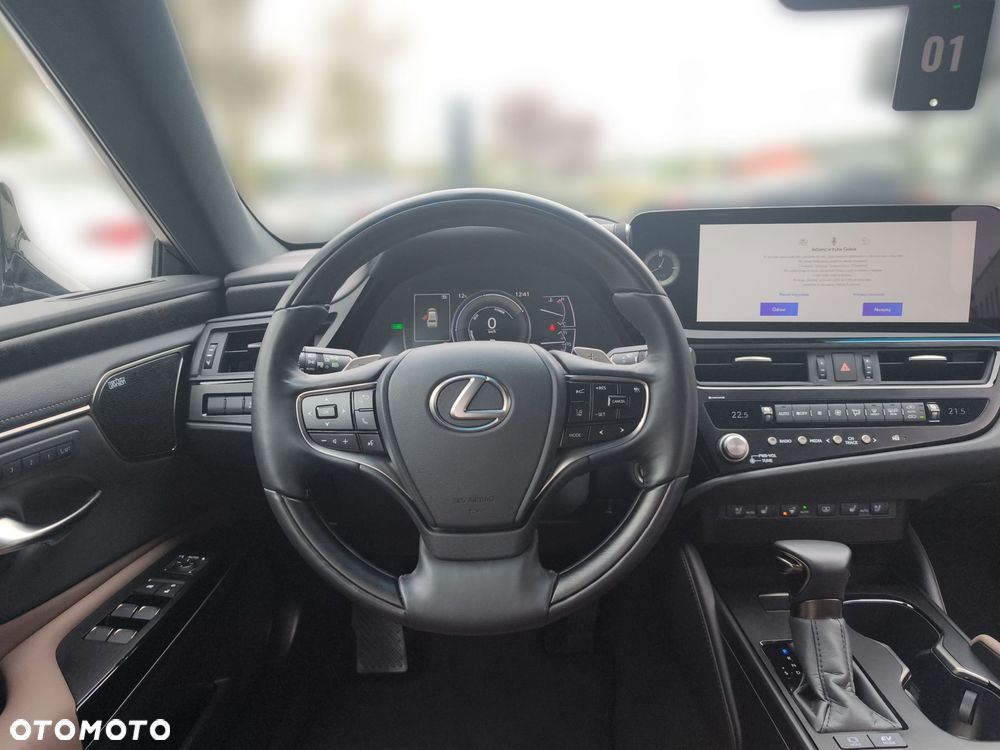 Lexus ES 300h Prestige - 15