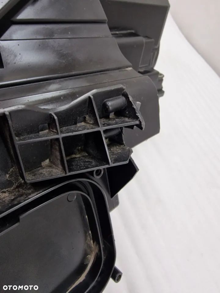 OPEL ZAFIRA C 12- PRAWA ZWYKŁA LAMPA PRZEDNIA PRZÓD , NR 13399859 , NR AUKCJI LL466 - 11