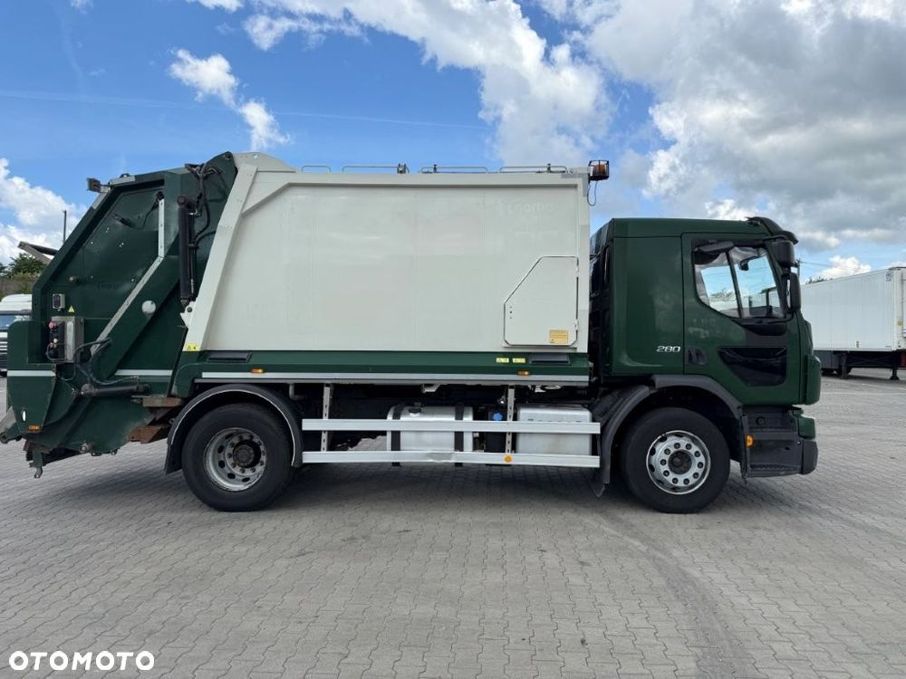Volvo - 2