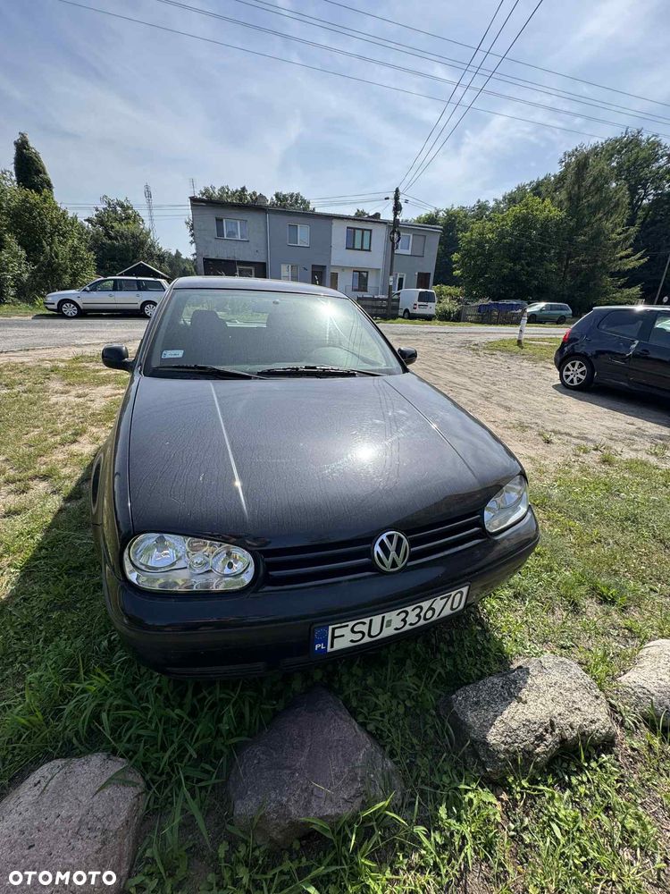 Volkswagen Golf - 3