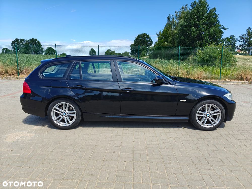 BMW Seria 3 318d - 2