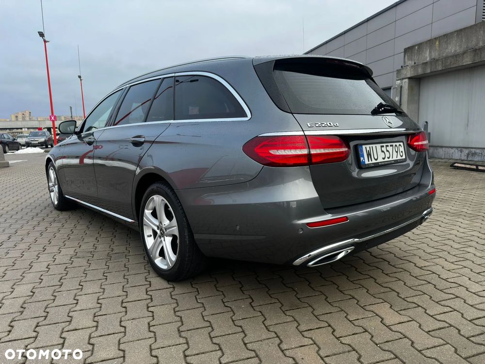 Mercedes-Benz Klasa E 220 d 9G-TRONIC - 9