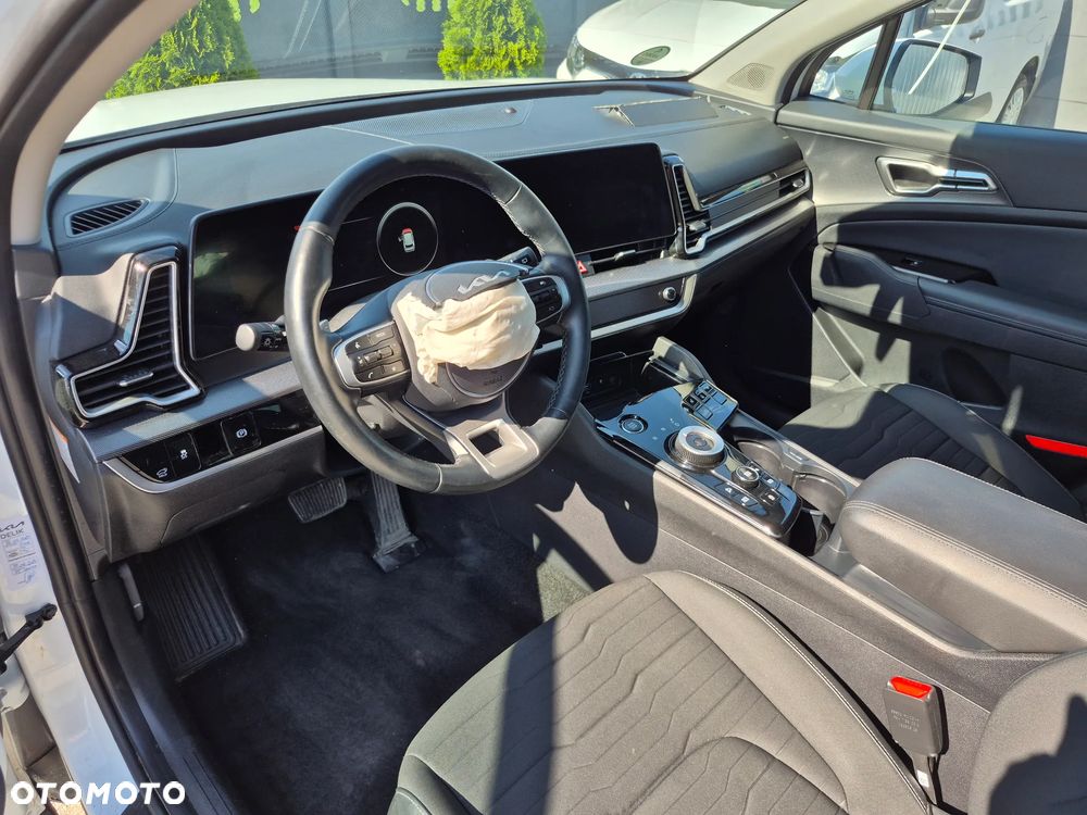 Kia Sportage 1.6 T-GDI MHEV Business Line 2WD DCT - 17