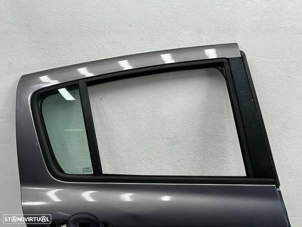 Porta Frente / Trás Direita - Renault Clio III (2007) - 8