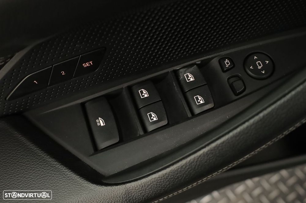 BMW 420 i Pack Desportivo M Auto - 27