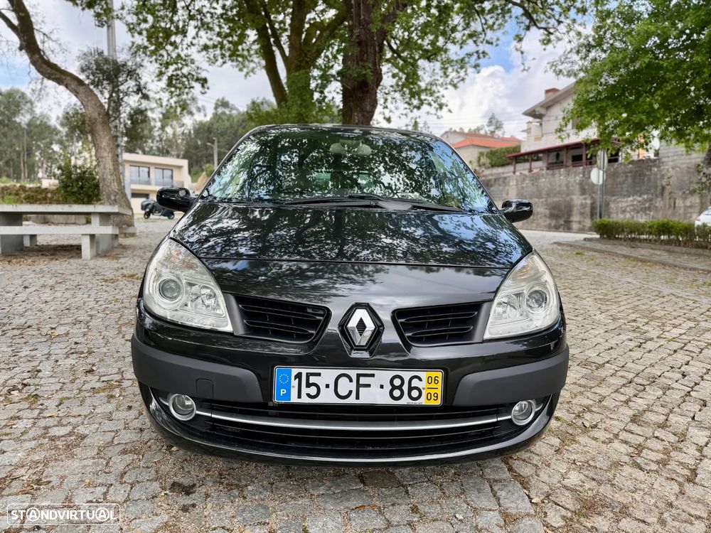 Renault Mégane Scénic - 2