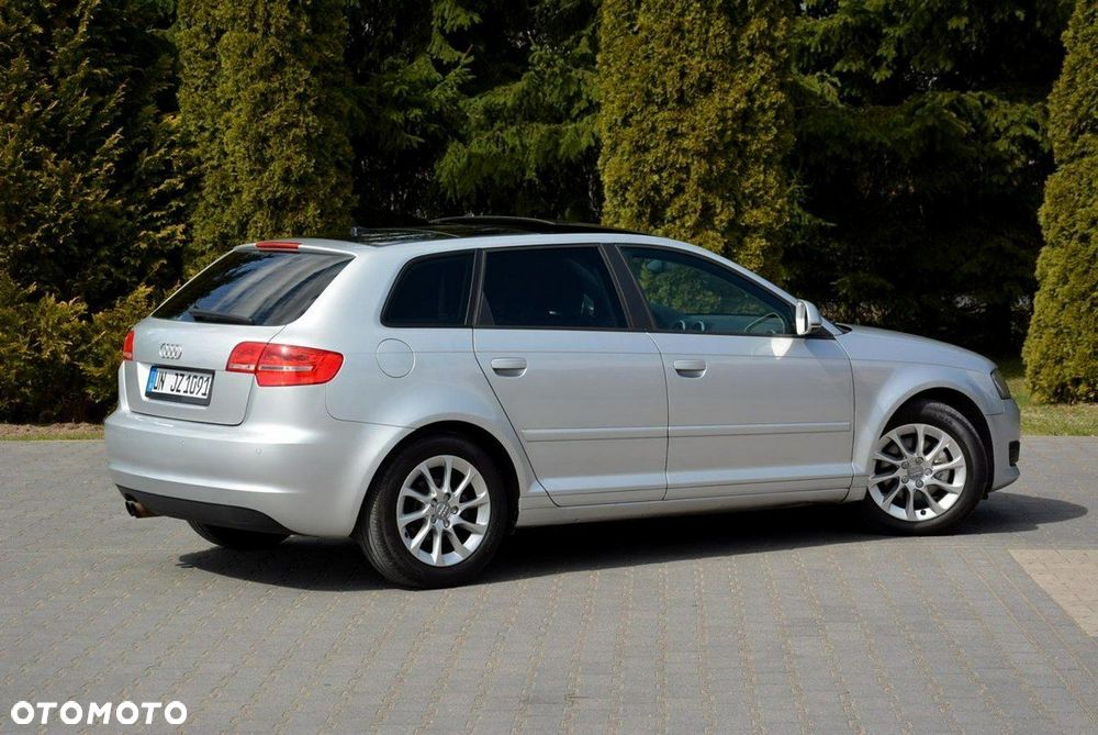Audi A3 Sportback 1.8 TFSI Attraction S tronic - 5