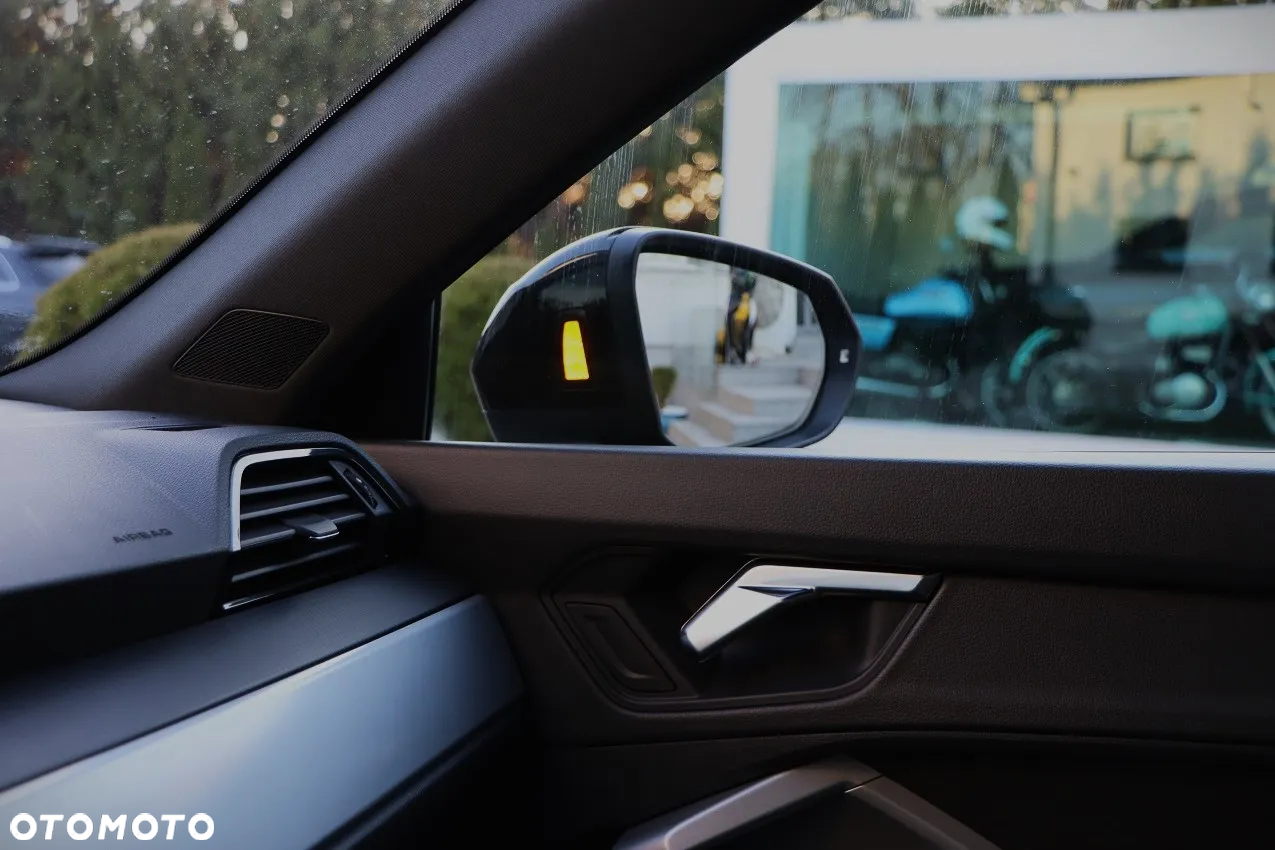 Audi Q3 Sportback - 26