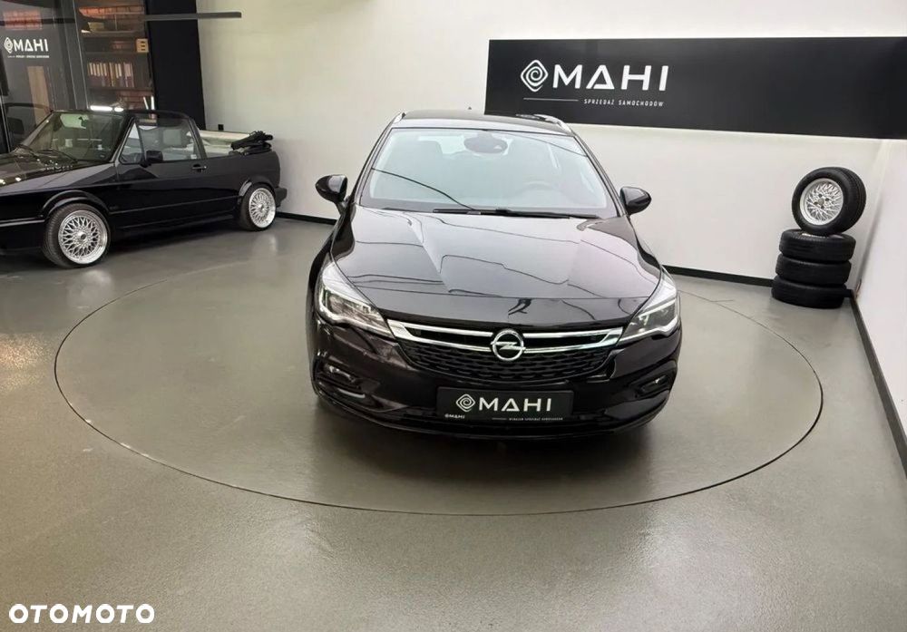 Opel Astra 1.6 D (CDTI) Start/Stop Innovation - 16