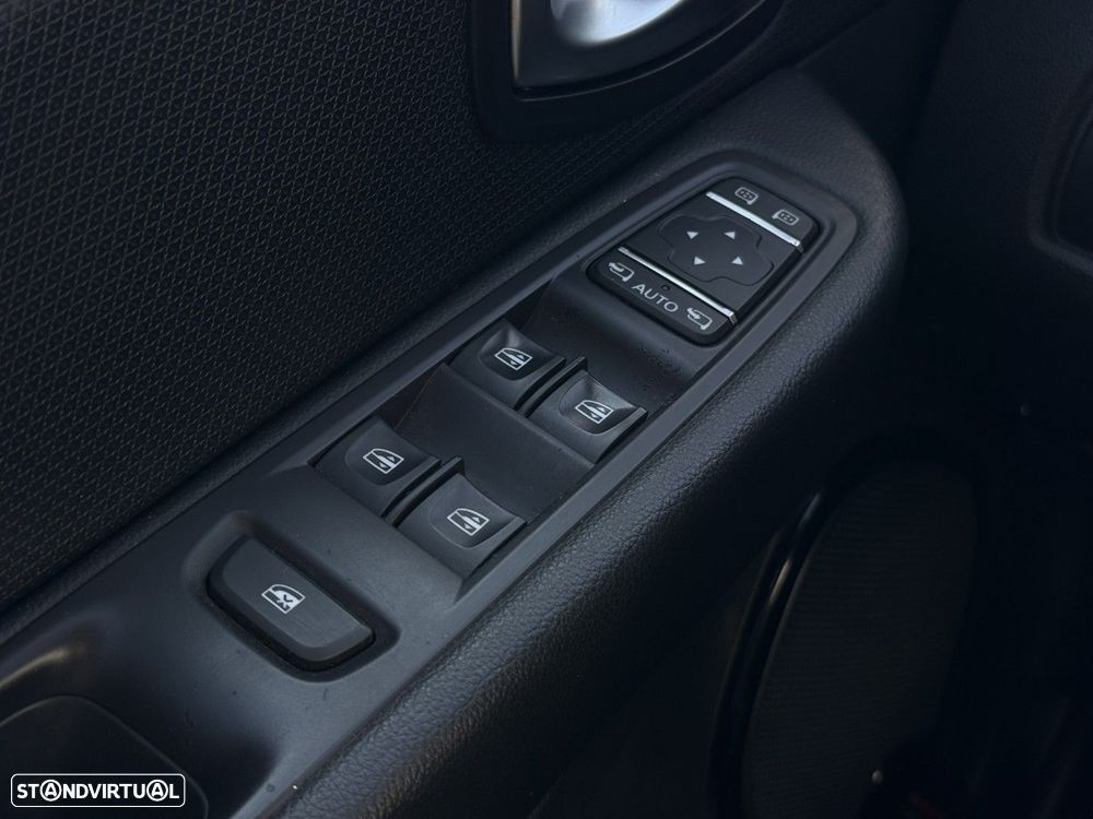 Renault Clio Sport Tourer 0.9 TCe Limited Edition - 10