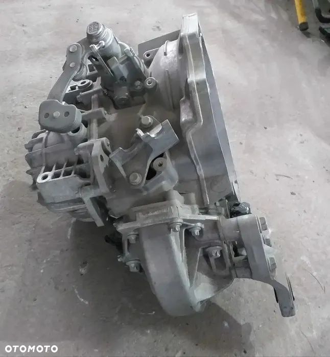 Skrzynia biegów Opel Astra J K 1.6 CDTI M32 LWQ - 4