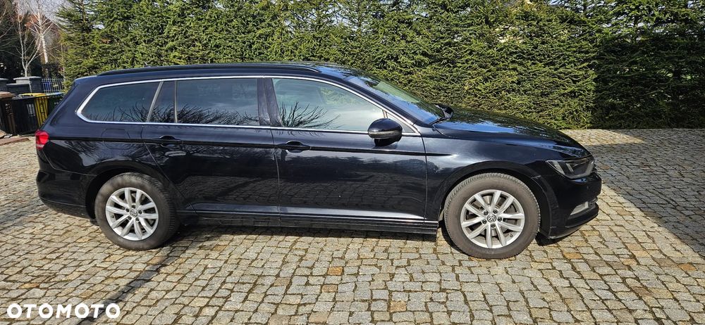 Volkswagen Passat Variant 2.0 TDI SCR DSG Comfortline - 20