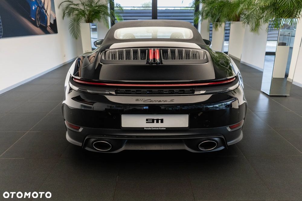 Porsche 911 Carrera S - 5