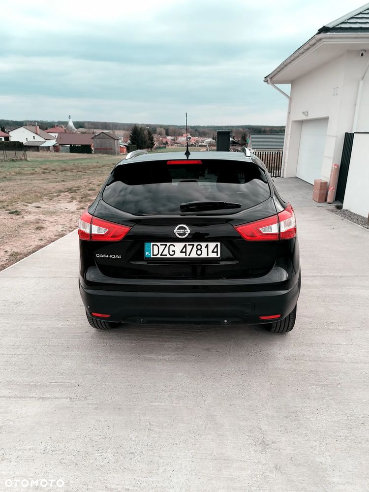 Nissan Qashqai 1.6 dCi 4 x 4 DPF Start/Stop tekna - 6