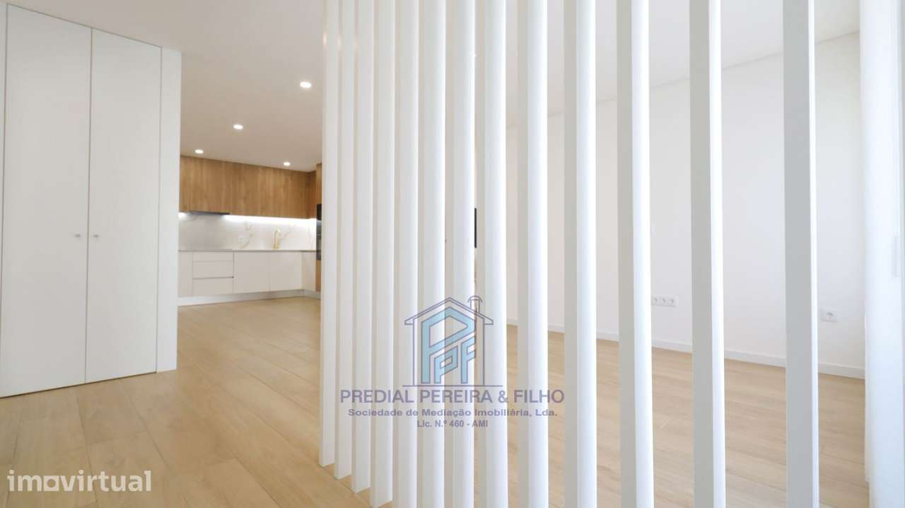 Andar Moradia T3 | Novo |  Baguim |  Vale Ferreiros - Grande imagem: 2/27