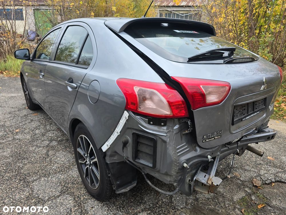 Mitsubishi Lancer - 4