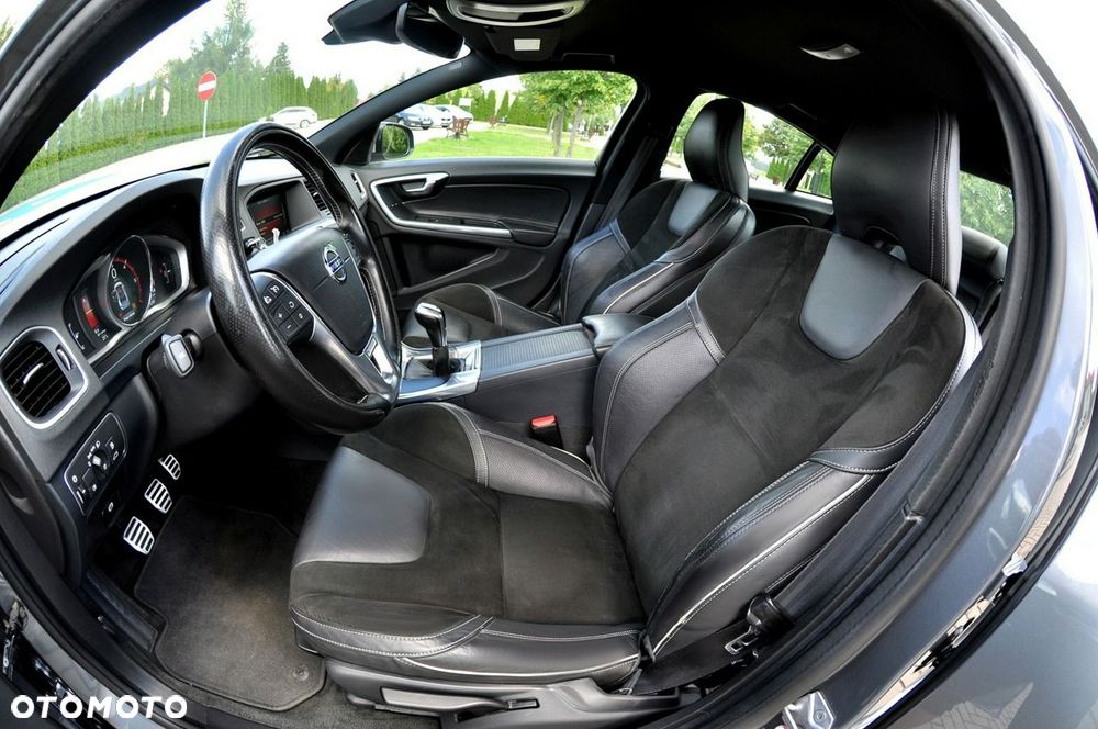 Volvo S60 - 16