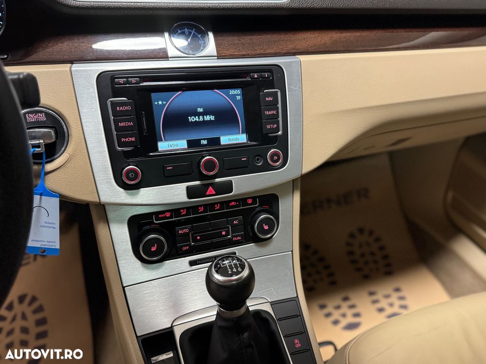 Volkswagen Passat 2.0 TDI 4Motion Highline - 28