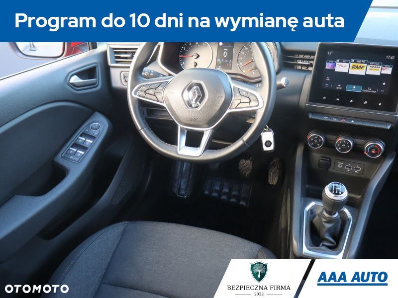 Renault Clio - 8