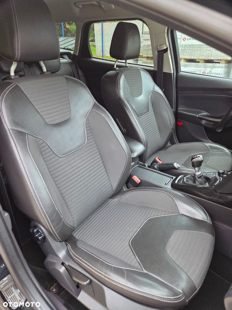 Ford Focus 1.0 EcoBoost Titanium - 20