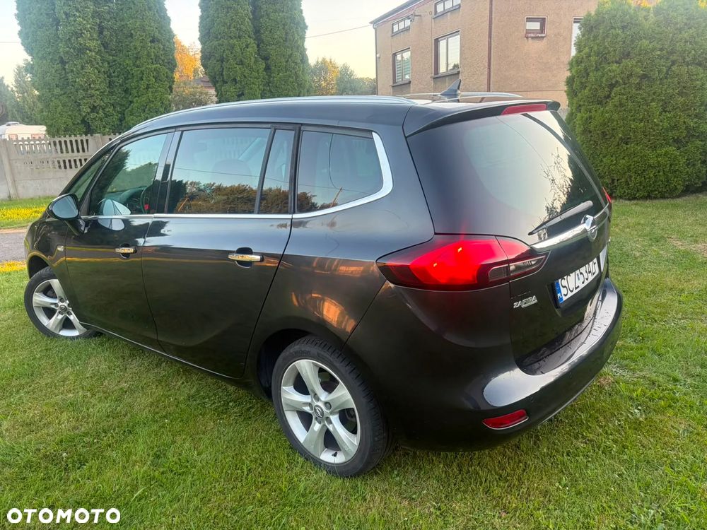 Opel Zafira 2.0 CDTI Cosmo - 11
