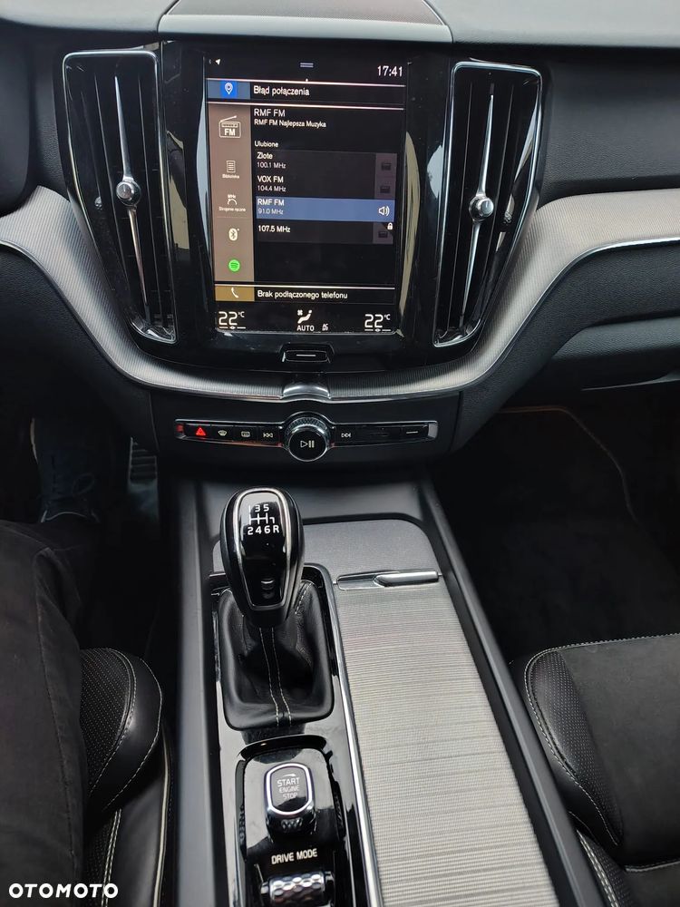 Volvo XC 60 D3 Drive-E R-Design Momentum - 37