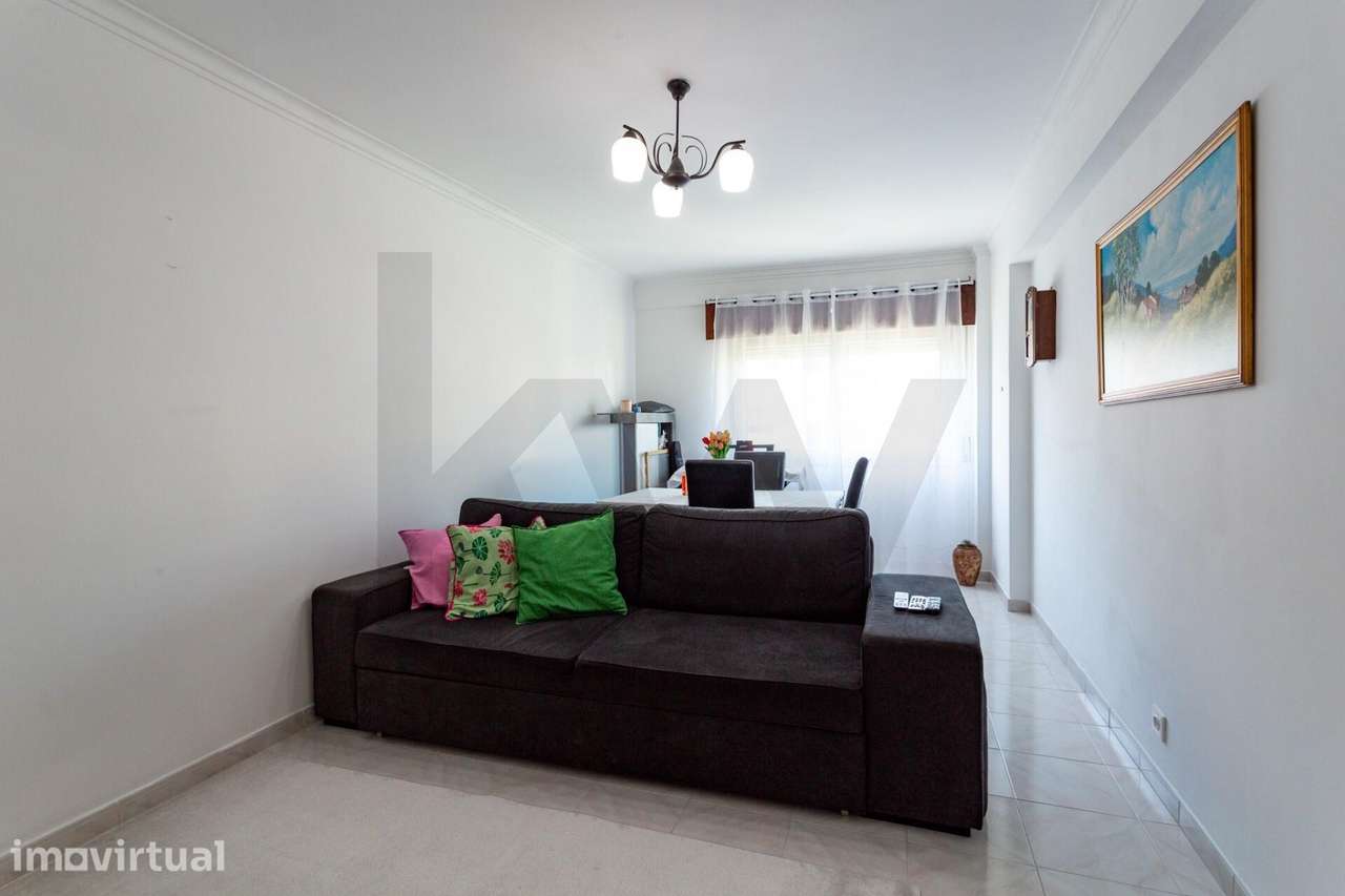 T2 na Venteira | Amadora com 78m2 – Excelente Luz Natural e Arrecadaçã - Grande imagem: 4/25