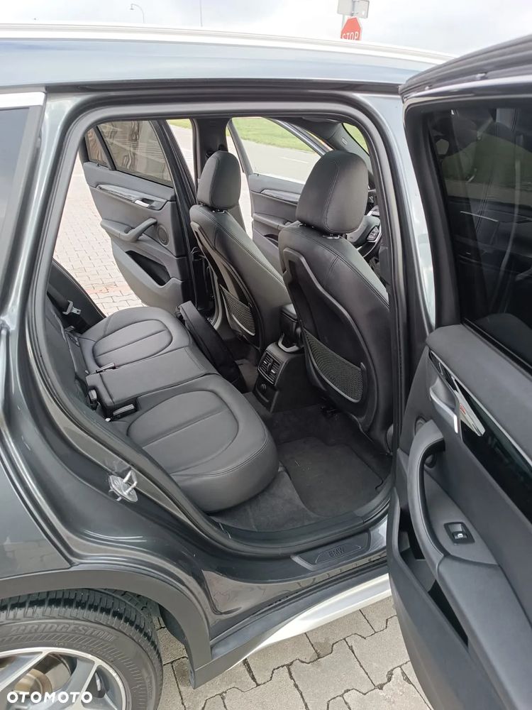 BMW X1 xDrive25i xLine - 18