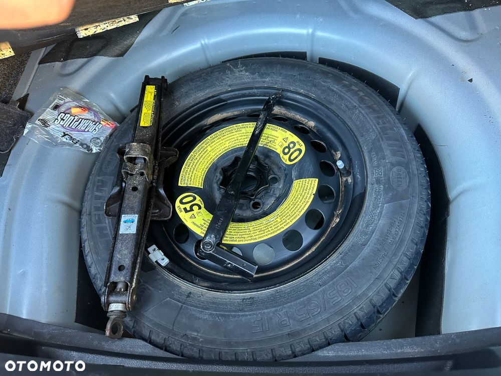 Volkswagen Jetta - 17