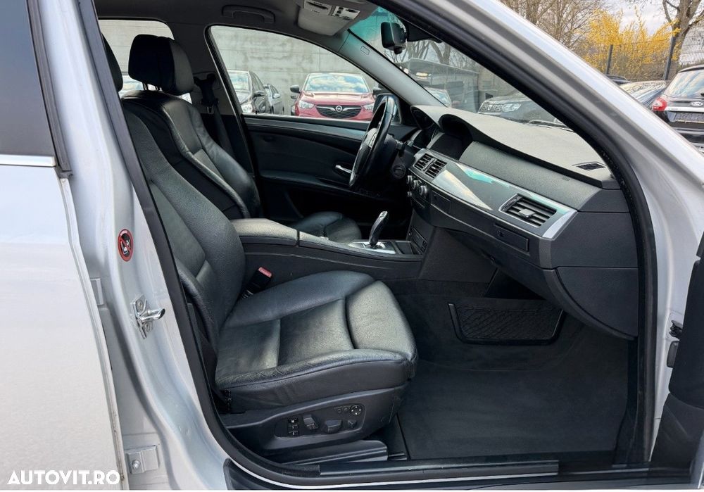BMW Seria 5 520d Aut. Edition Exclusive - 27