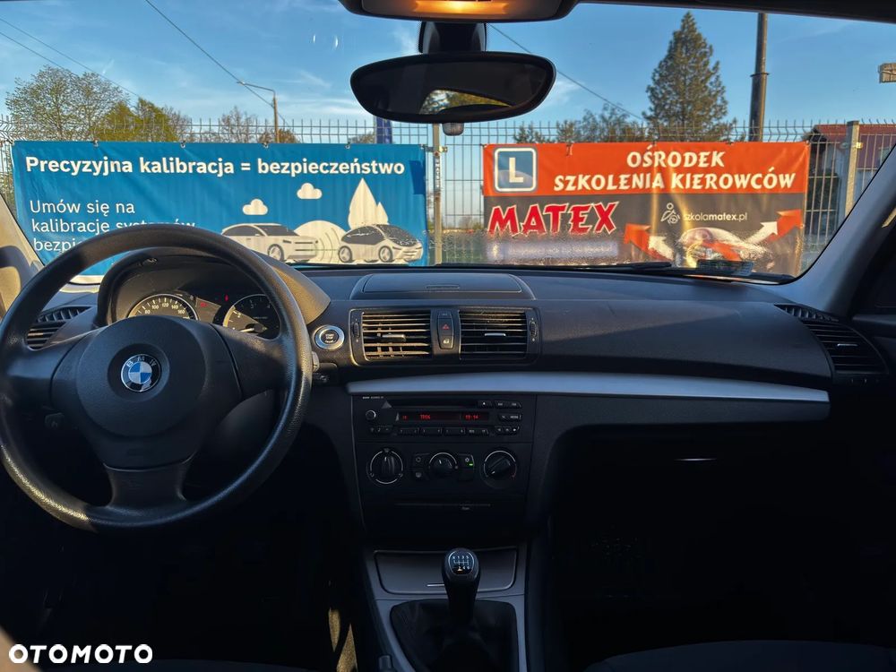 BMW Seria 1 118i - 10