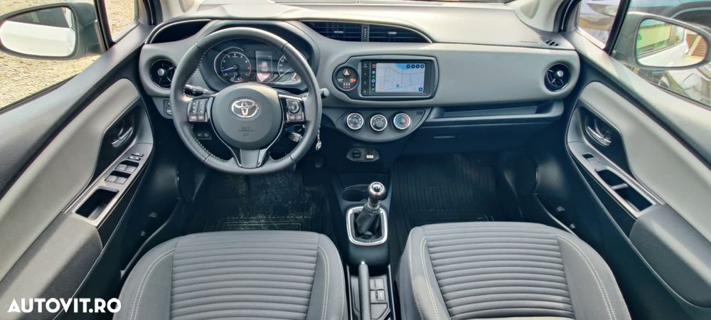 Toyota Yaris 1.5 L VVT-iE Active - 9