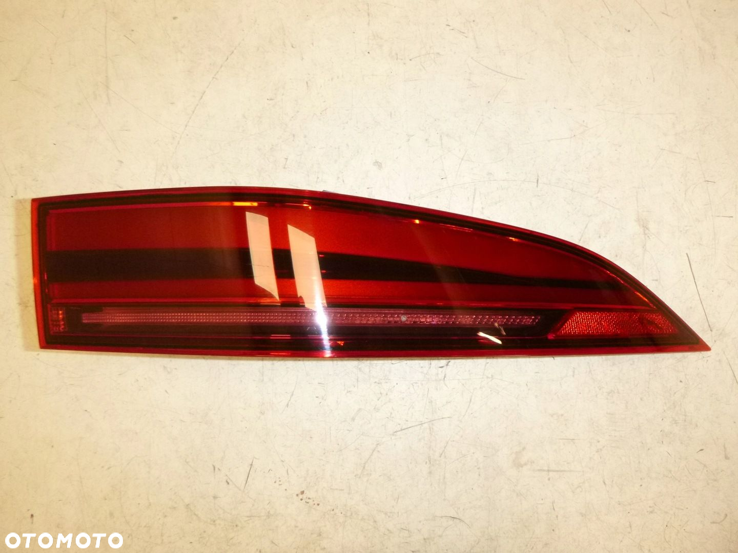 JAGUAR E PACE X540 LAMPA LED TYŁ PRAWA W BŁOTNIK 6 - 2