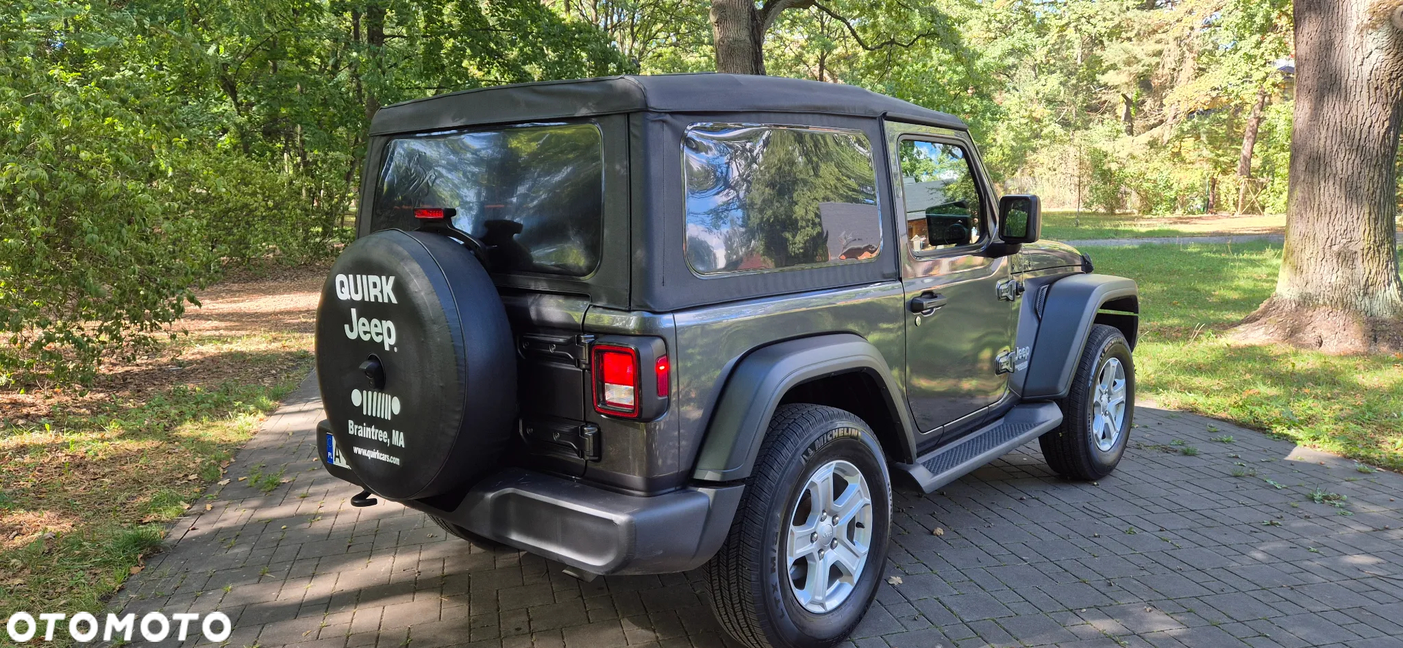 Jeep Wrangler - 4