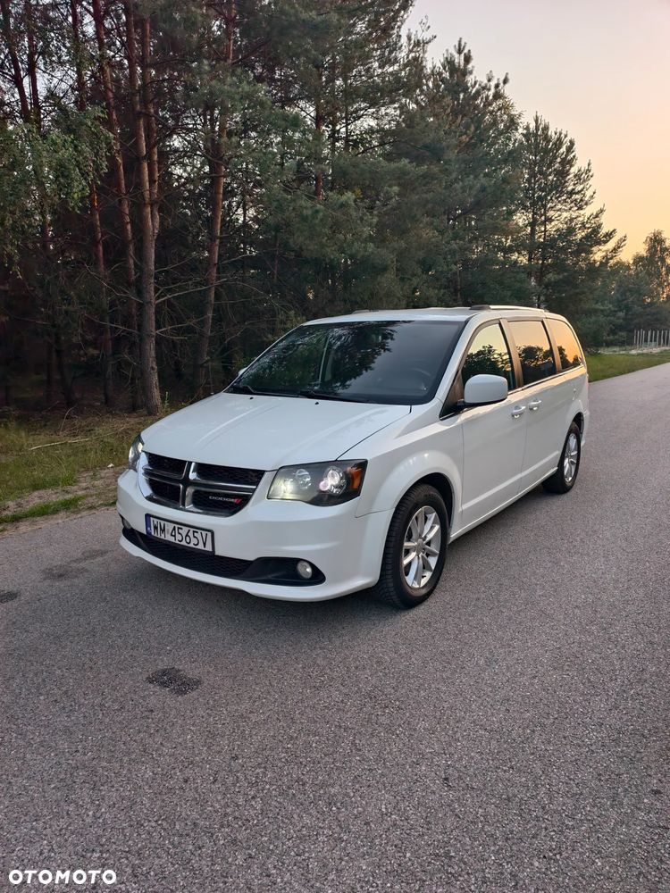 Dodge Grand Caravan - 3