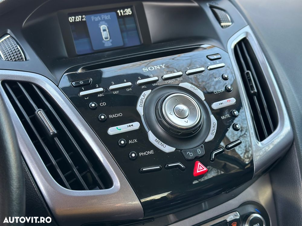 Ford Focus 2.0 TDCI DPF Titanium - 33