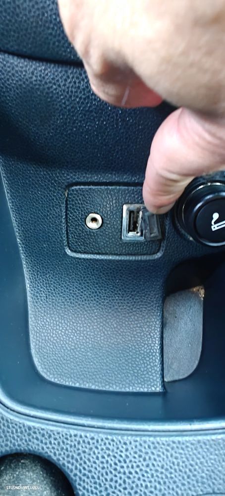 Ford Fiesta 1.4 TDCI Titanium - 14