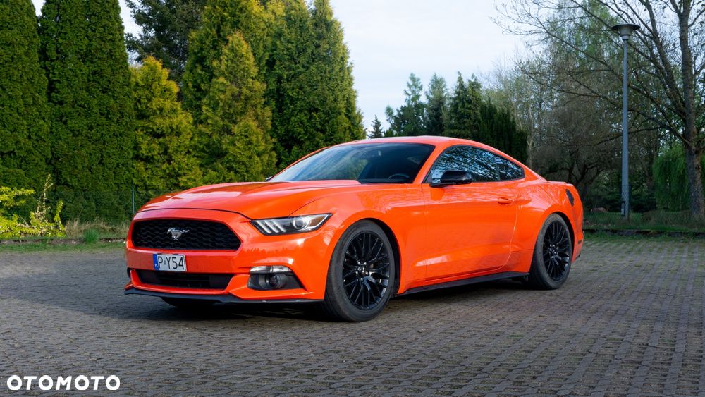 Ford Mustang 3.7 V6 - 1