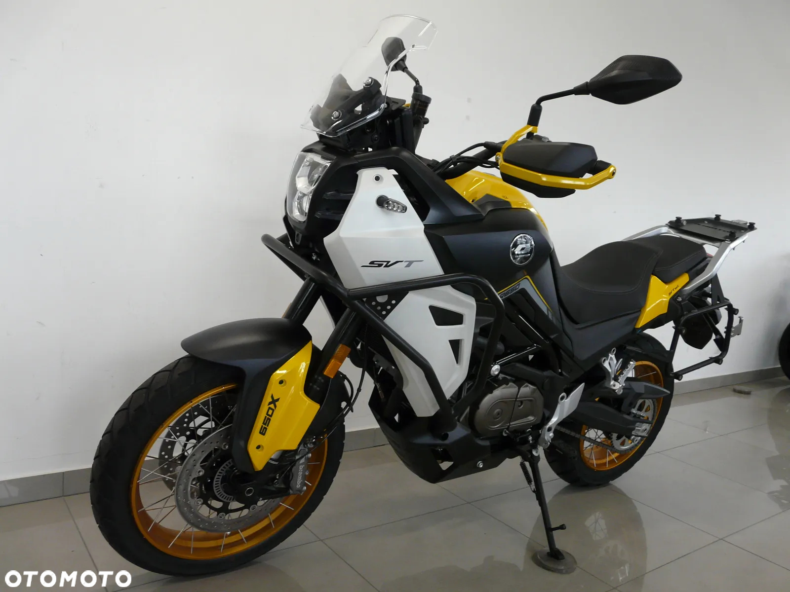 QJMOTOR SVT 650X - 26